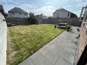 Photo 27- click for photo gallery